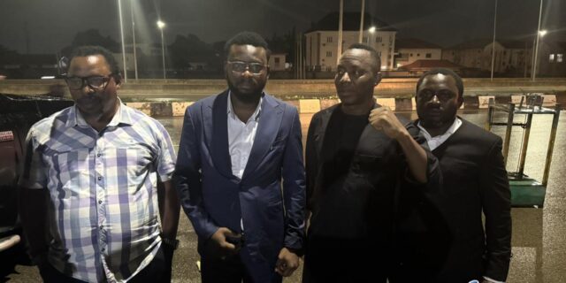 BREAKING: Sowore Finally Regains Freedom After 48 Hours Detention In Police Custody (VIDEO)