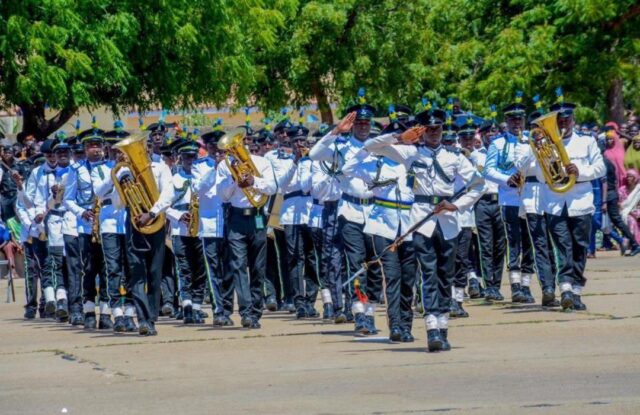 Nigeria Police Pass Out 10,000 New Constables